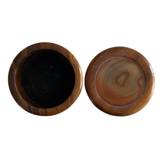 Vintage Tiny 3" Trinket Box - Picture 4 of 7